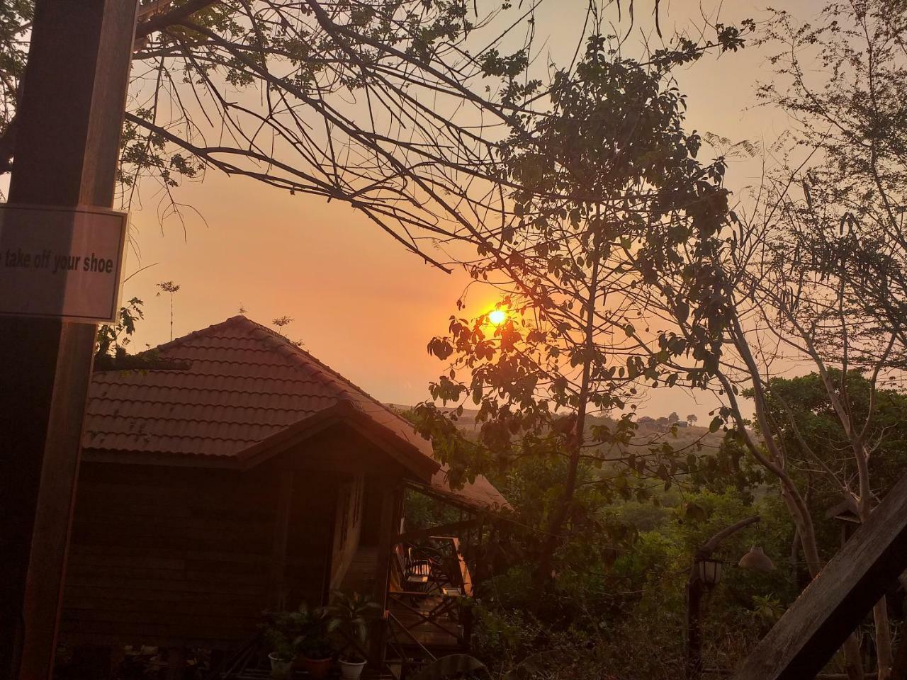 Nature House Eco-Lodge& Trekking Banlung Dış mekan fotoğraf