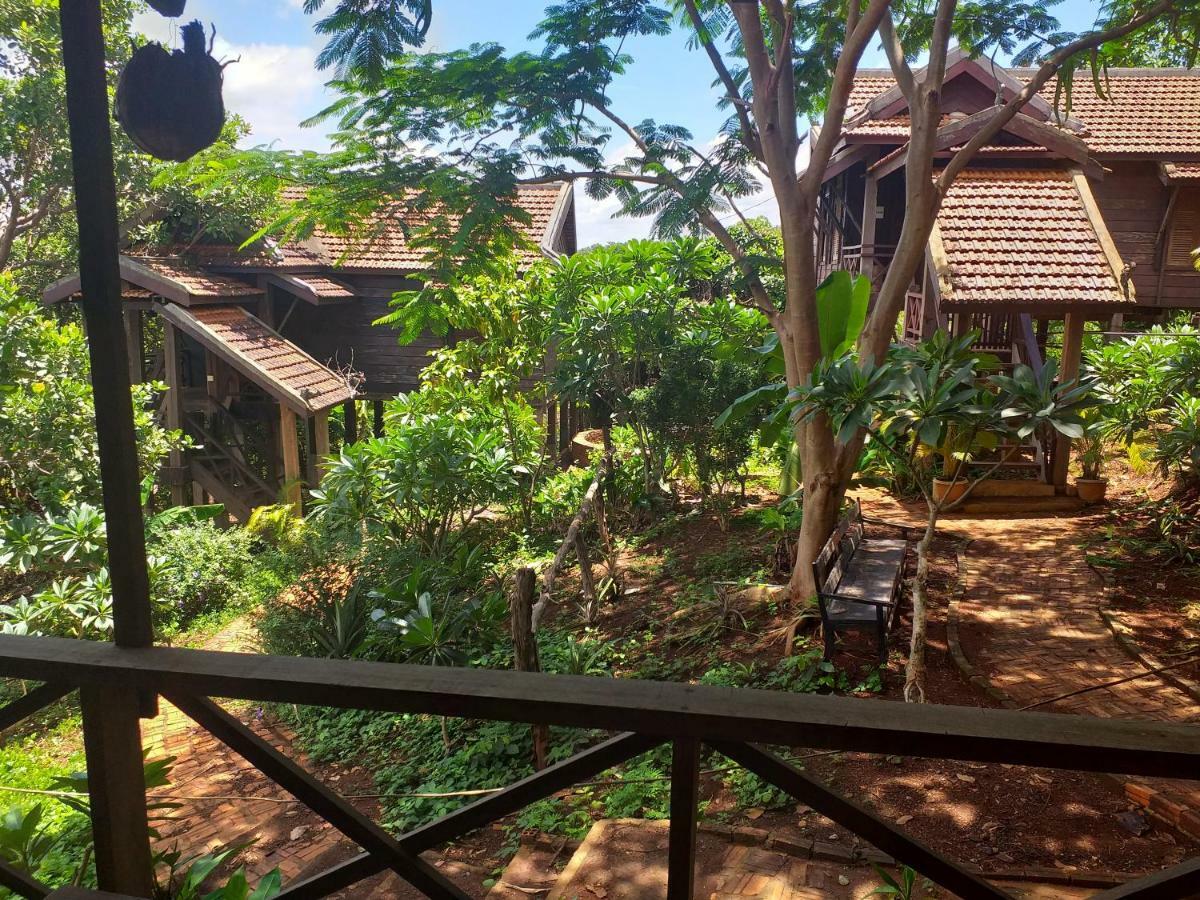 Nature House Eco-Lodge& Trekking Banlung Dış mekan fotoğraf