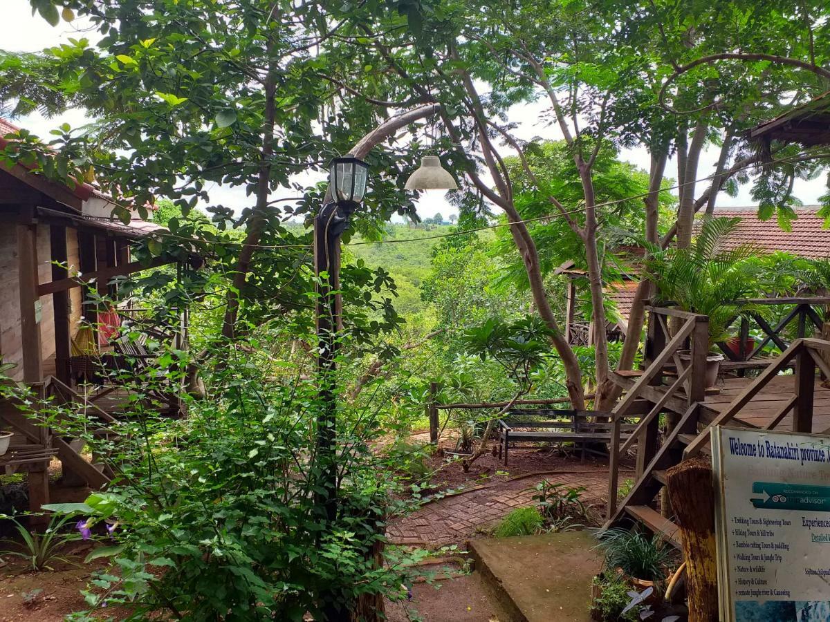 Nature House Eco-Lodge& Trekking Banlung Dış mekan fotoğraf