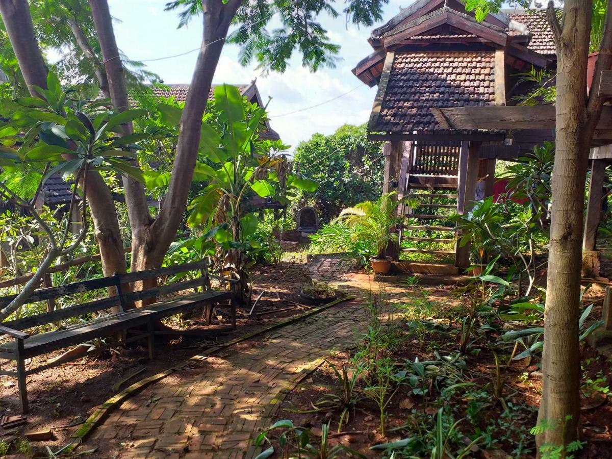 Nature House Eco-Lodge& Trekking Banlung Dış mekan fotoğraf